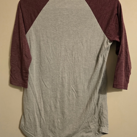 Ten Tree Burgundy and Gray Raglan Tee - Picture 2 of 3